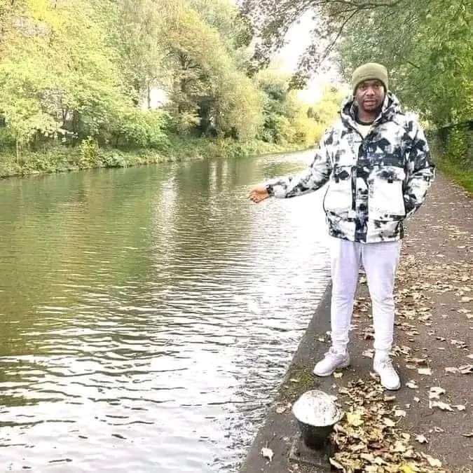 Les news de dn consulting : Un explorateur nigérian découvre un lac à Leicester, au Royaume-Uni, et remet en question les récits coloniaux